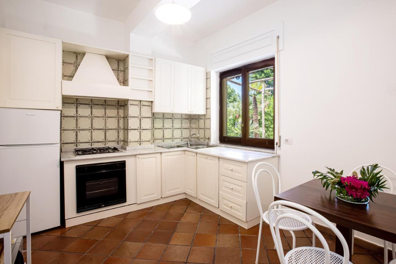 Country Life Relais Apartment Massa Lubrense Exterior photo